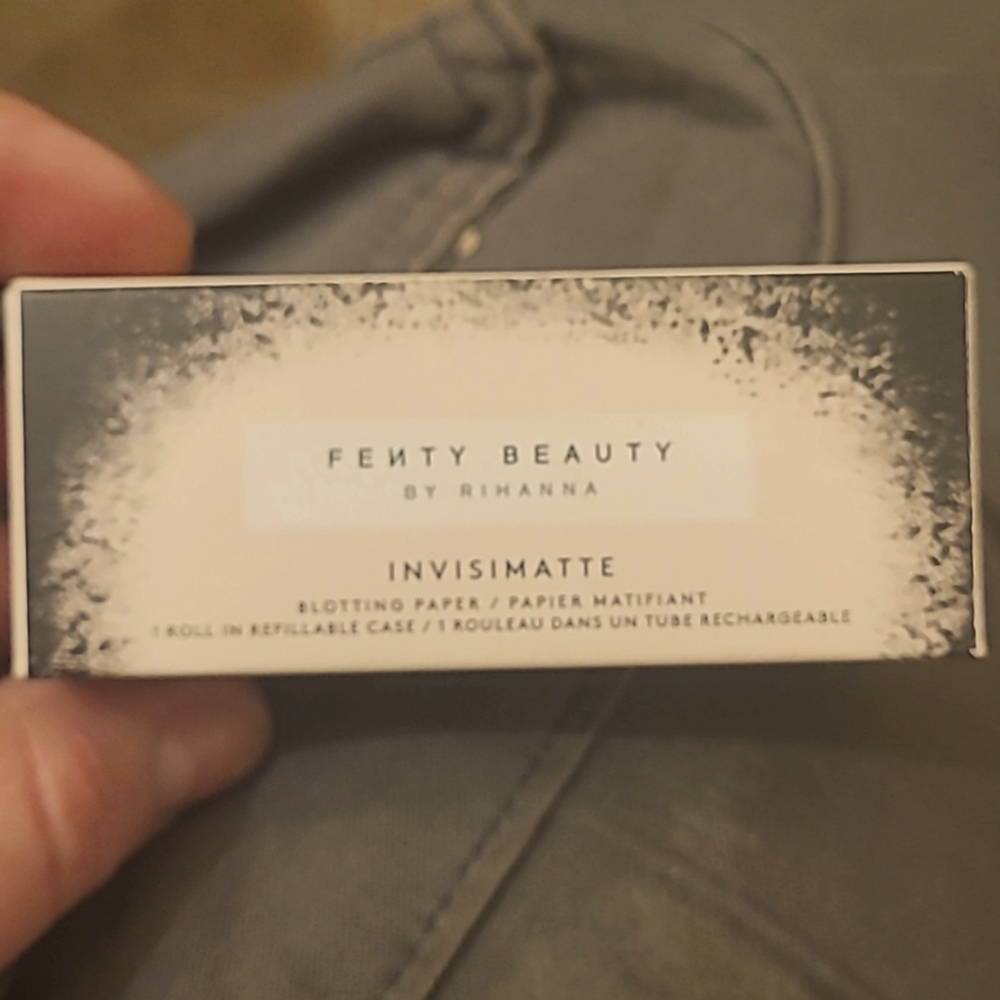 Fenty beauty invisimatte blotting paper